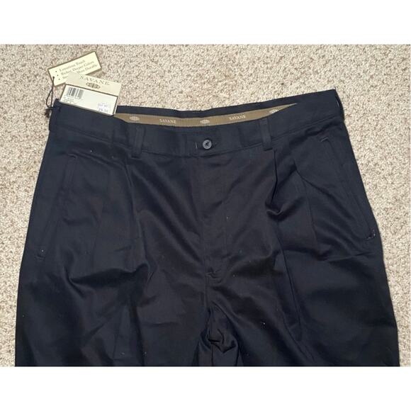 NWT - Men's Classic Fit Pleated - Non-Wrinkle Pants - Picture 3 of 13